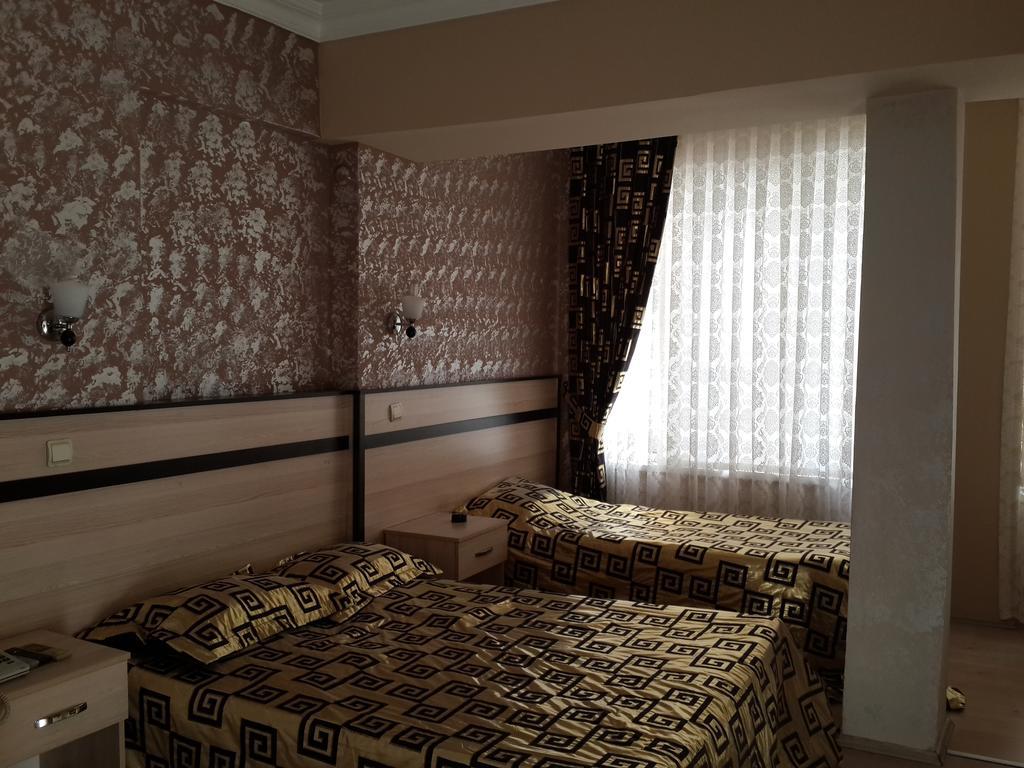 Tumay Hotel Анталия Екстериор снимка