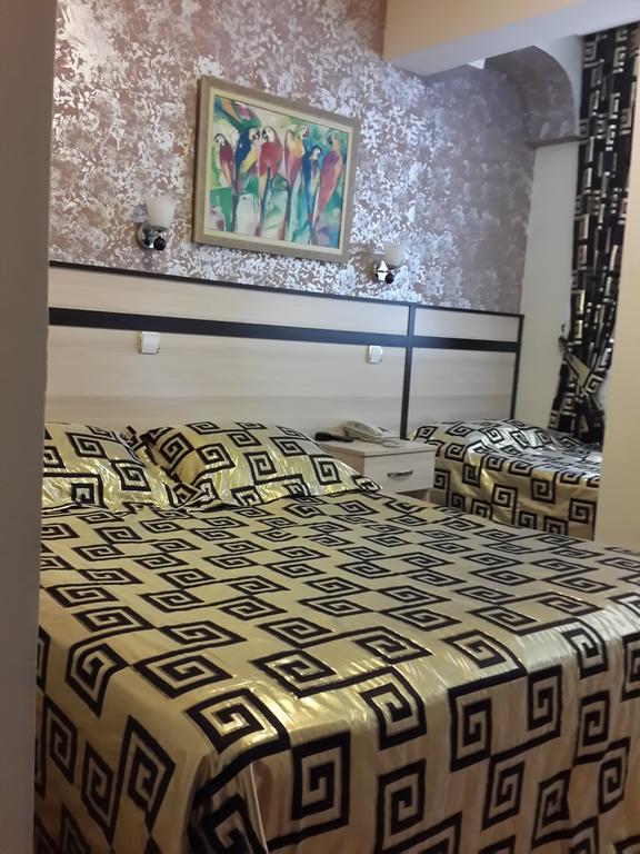 Tumay Hotel Анталия Екстериор снимка
