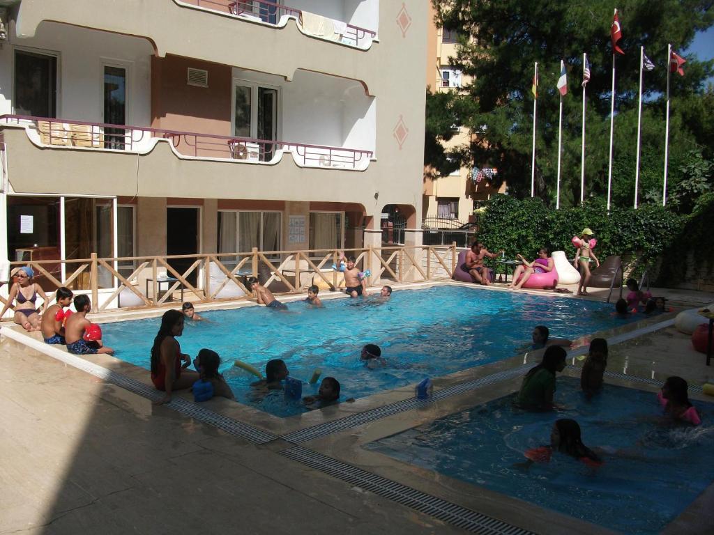 Tumay Hotel Анталия Екстериор снимка